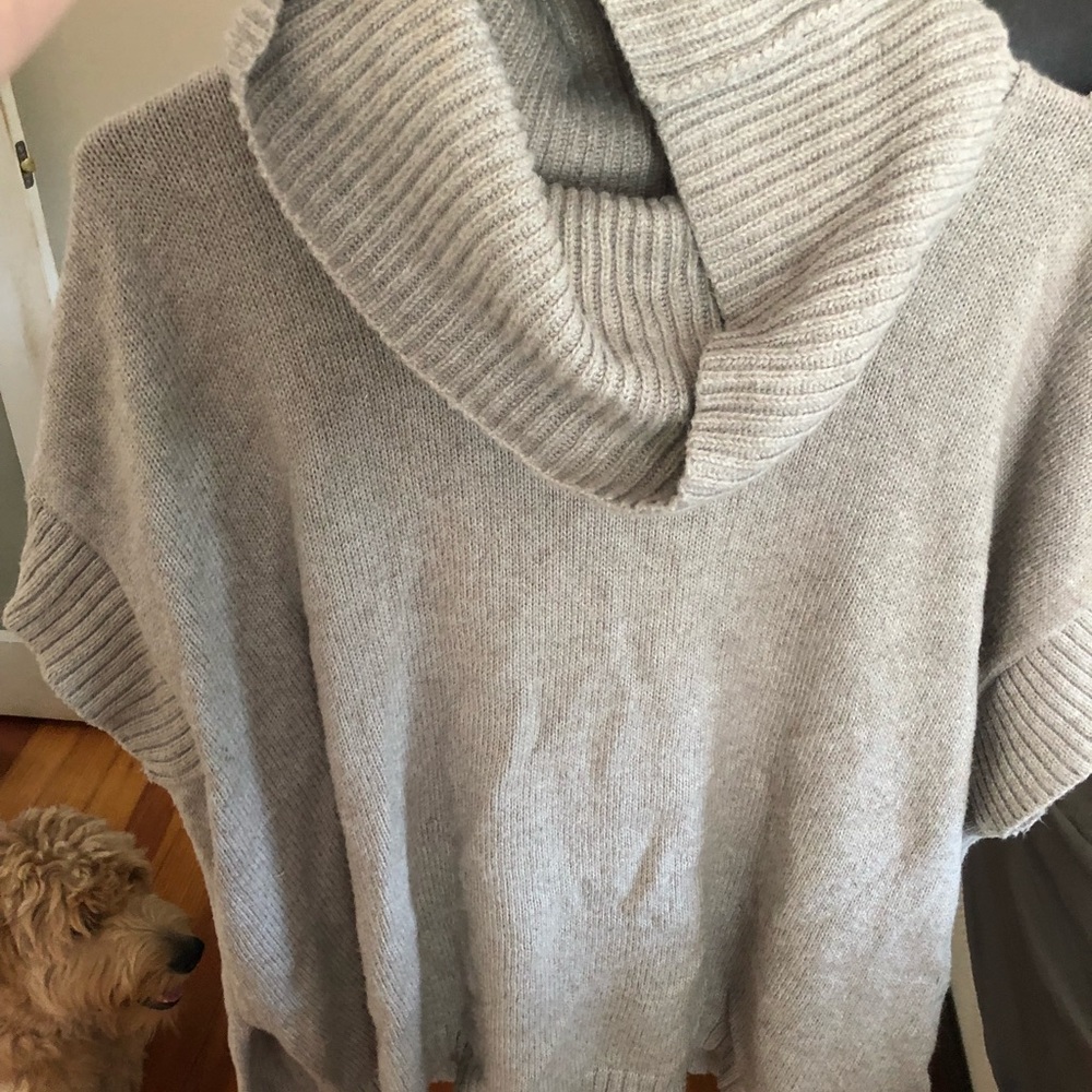 Sweater - Picture 2 of 3